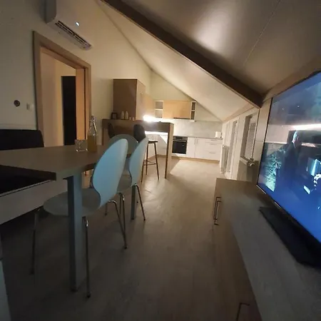 Three Stars Luxury House Art-pe With Pool And Pool * Trebnje