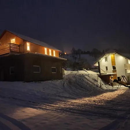 Three Stars Luxury House Art-pe With Pool And Pool Vikendica