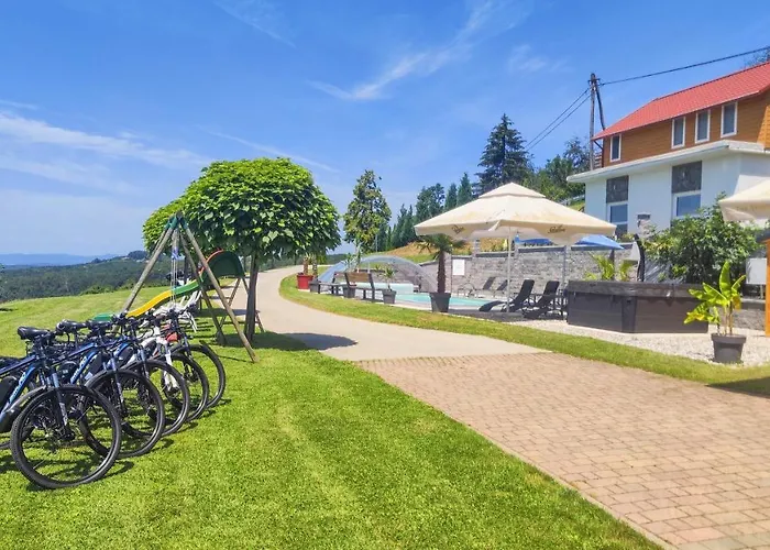 Three Stars Luxury House Art-pe With Pool And Pool Tatil Evi *