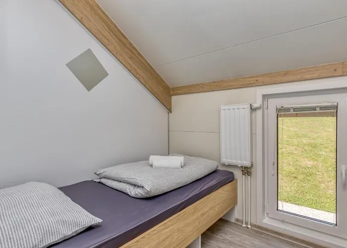 Vakantiehuis Three Stars Luxury House Art-pe With Pool And Pool Trebnje