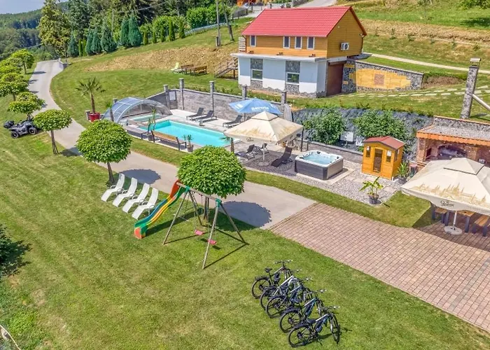 Three Stars Luxury House Art-pe With Pool And Pool Tatil Evi *